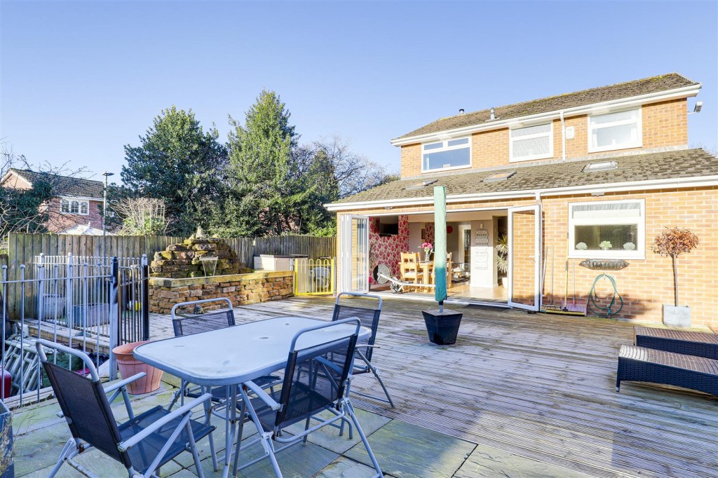 Stainsborough Road, Hucknall, Nottinghamshire, NG15 6TT