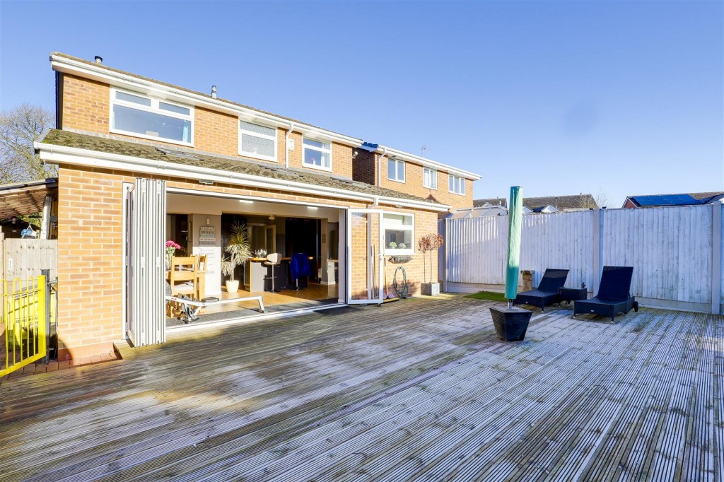 Stainsborough Road, Hucknall, Nottinghamshire, NG15 6TT