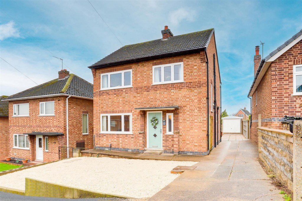 Belper Avenue, Carlton, Nottinghamshire, NG4 3SE