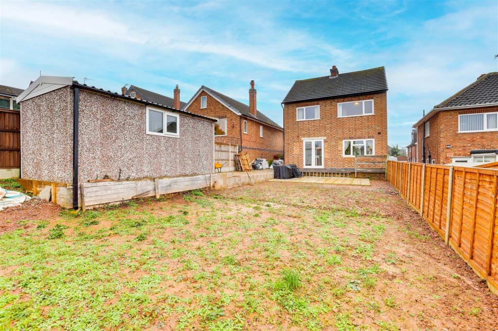 Belper Avenue, Carlton, Nottinghamshire, NG4 3SE
