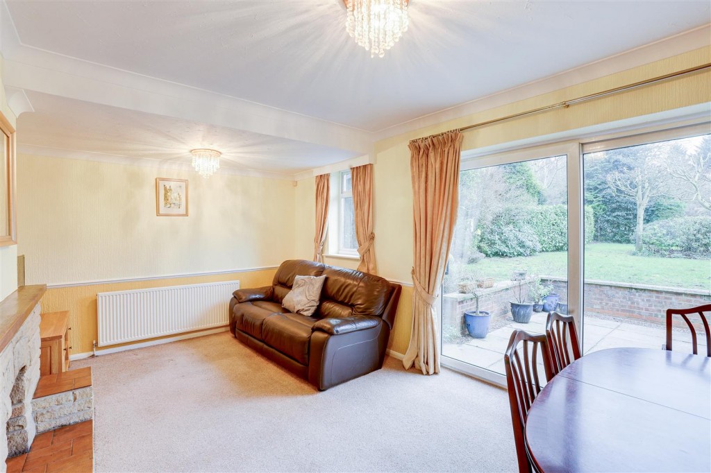 Grange Close, Lambley, Nottinghamshire, NG4 4QJ