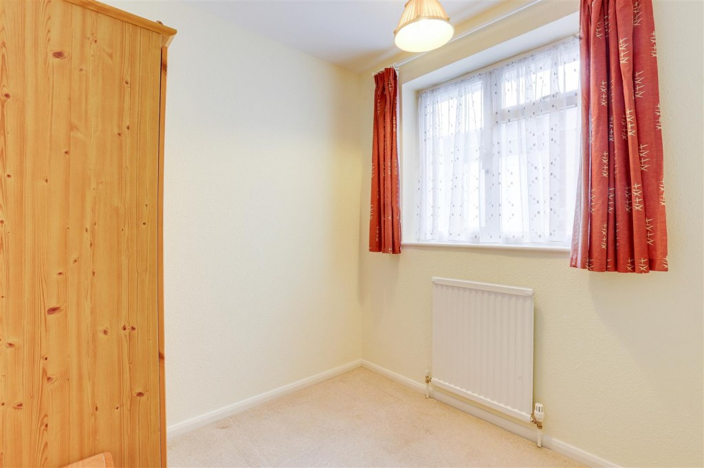 Grange Close, Lambley, Nottinghamshire, NG4 4QJ