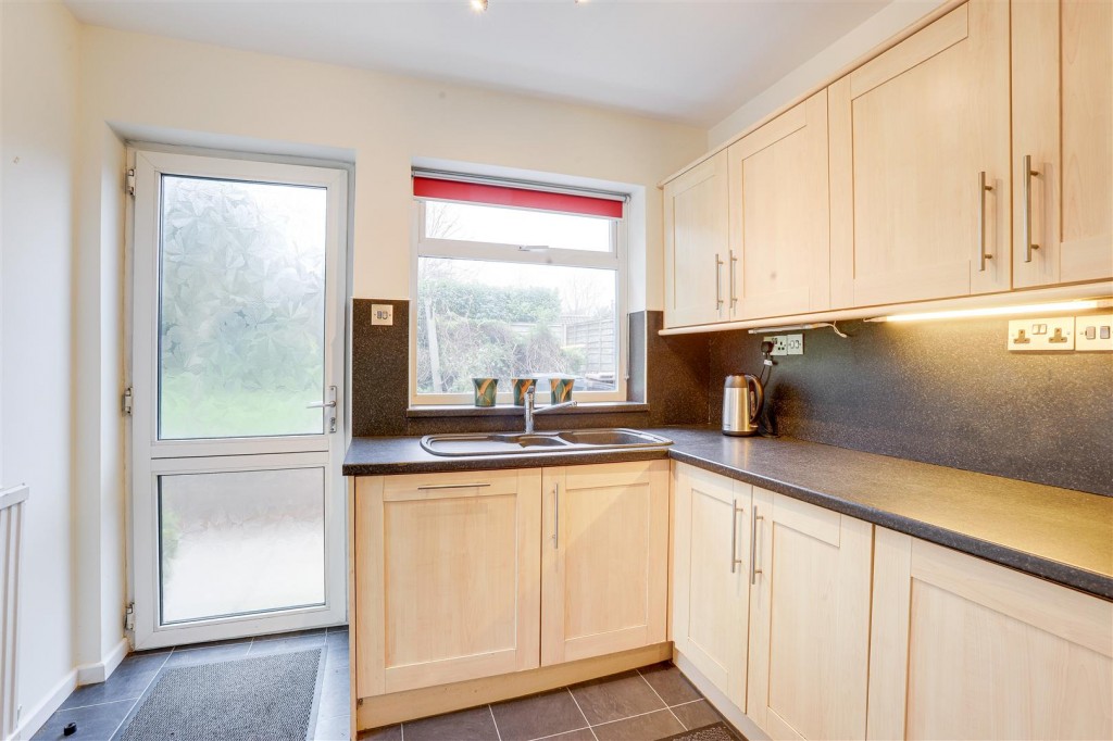 Grange Close, Lambley, Nottinghamshire, NG4 4QJ