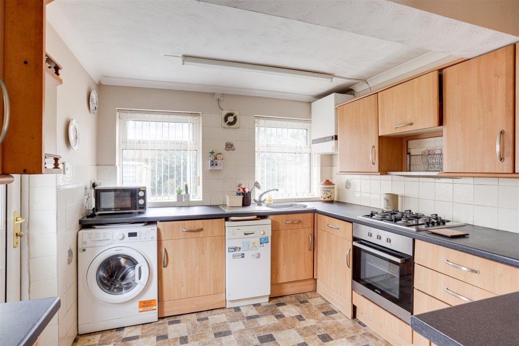 Bradbourne Avenue, Wilford, Nottinghamshire, NG11 7BL