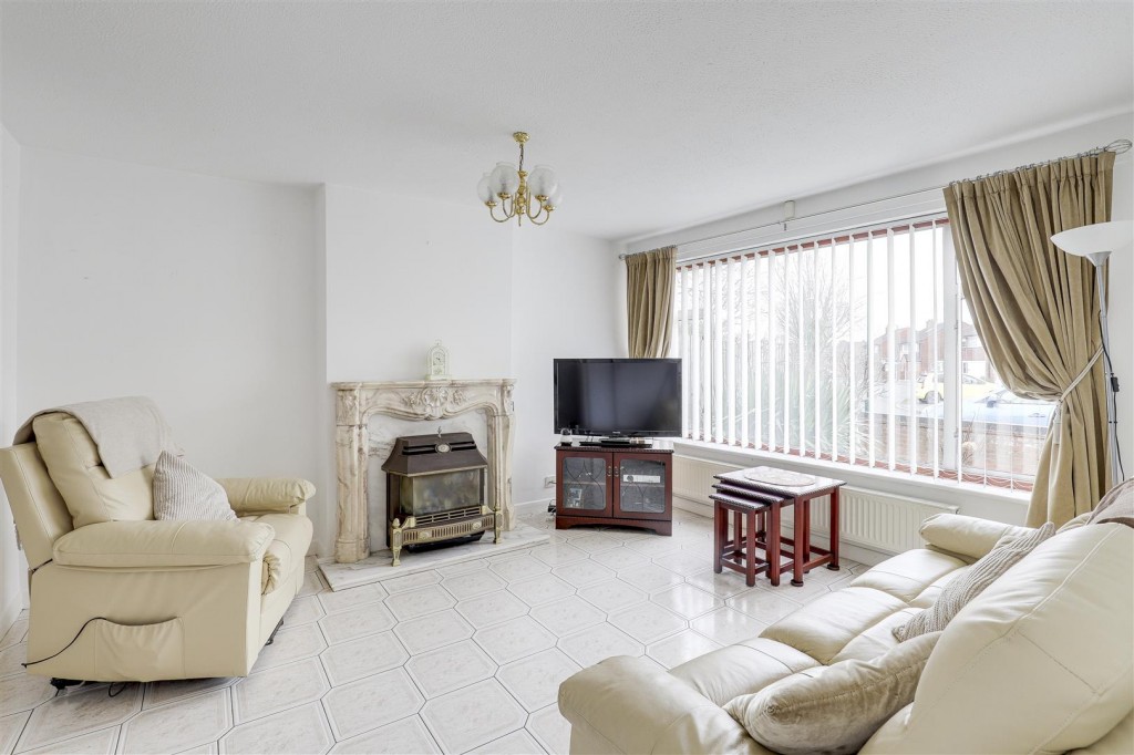 Milford Drive, Bakersfield, Nottinghamshire, NG3 7HE