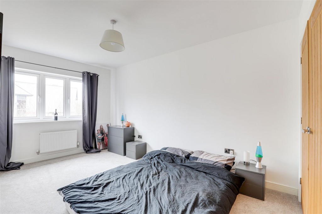 Blackbird Crescent, Edwalton, Nottinghamshire, NG12 4JN