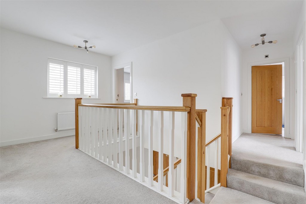 Blackbird Crescent, Edwalton, Nottinghamshire, NG12 4JN