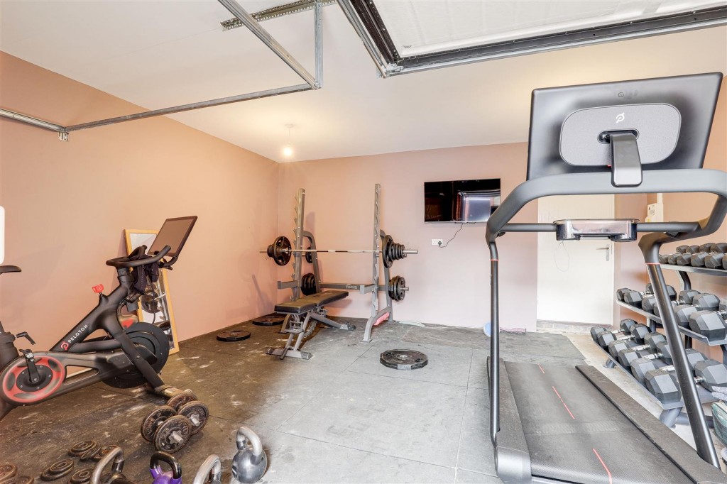 Blackbird Crescent, Edwalton, Nottinghamshire, NG12 4JN