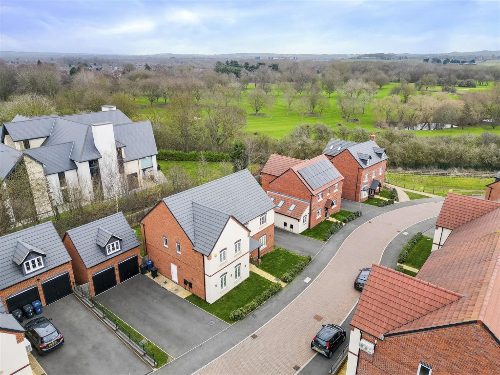 Blackbird Crescent, Edwalton, Nottinghamshire, NG12 4JN