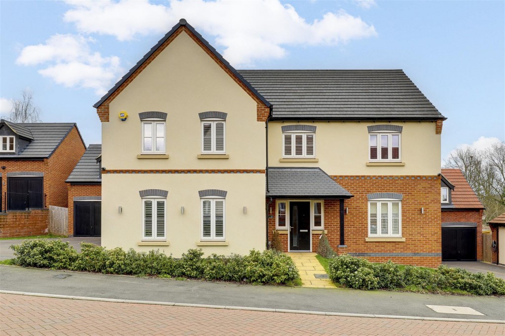Blackbird Crescent, Edwalton, Nottinghamshire, NG12 4JN