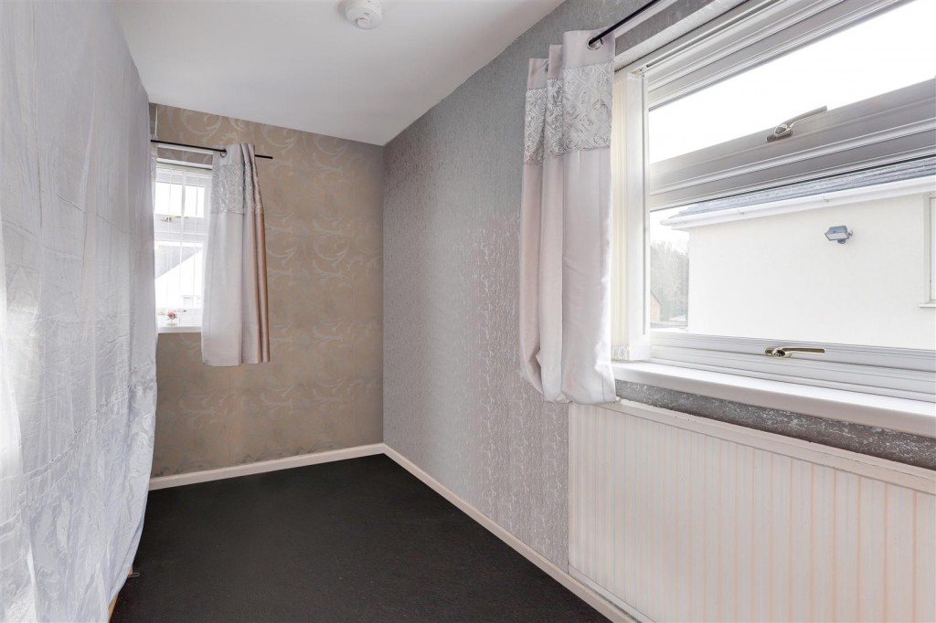Clarewood Grove, Clifton, Nottinghamshire, NG11 9DY