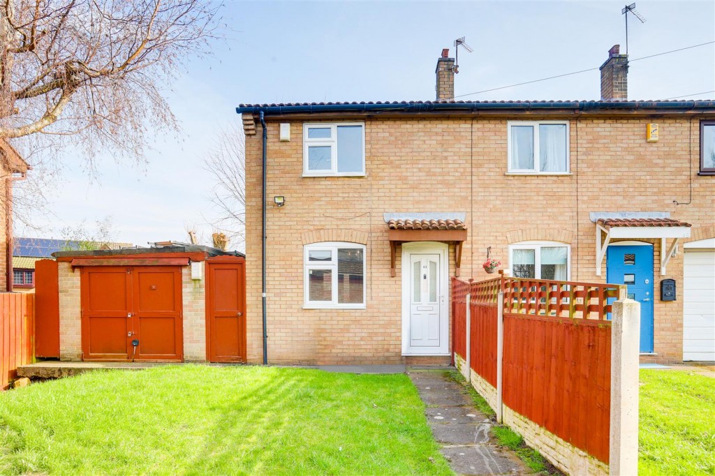 Kensington Gardens, Carlton, Nottinghamshire, NG4 1EA