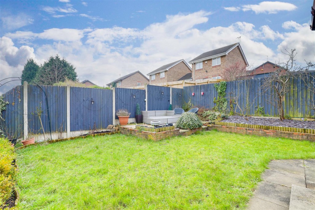 Robbie Burns Road, Arnold, Nottinghamshire, NG5 5UB