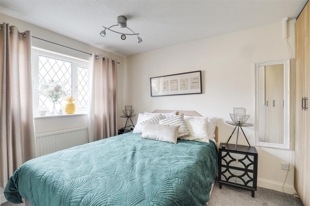 Robbie Burns Road, Arnold, Nottinghamshire, NG5 5UB