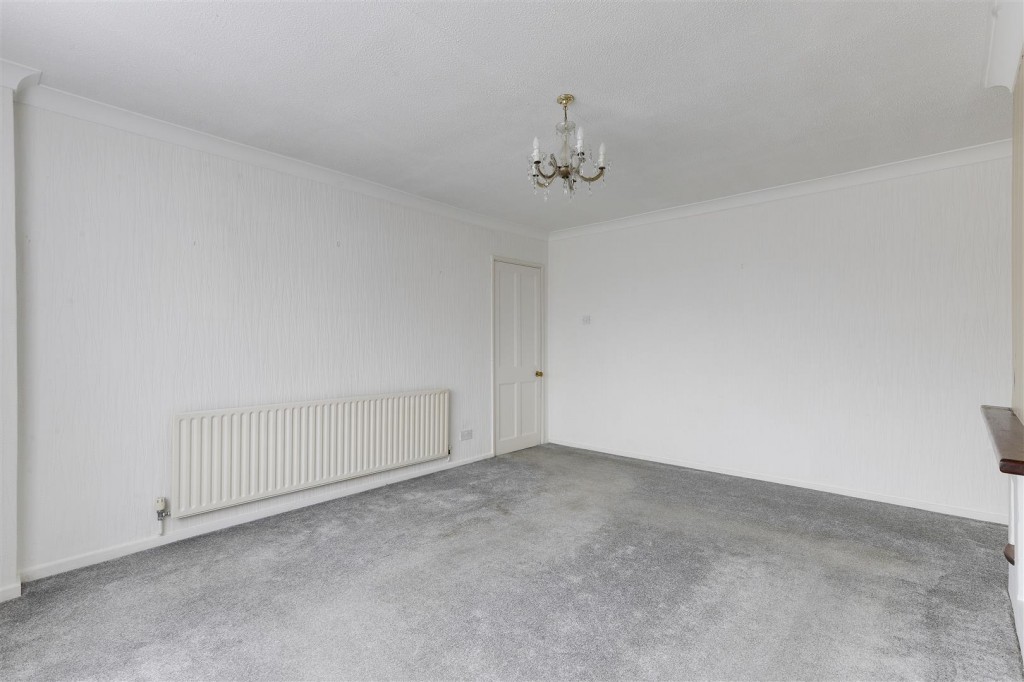 Arlington Close, Hucknall, Nottinghamshire, NG15 6DG
