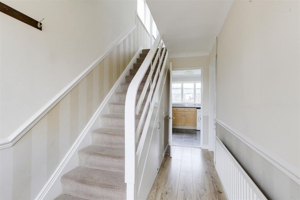 Arlington Close, Hucknall, Nottinghamshire, NG15 6DG