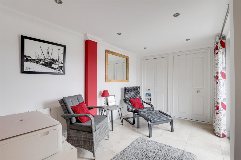 Chedington Avenue, Mapperley, Nottinghamshire, NG3 5SG