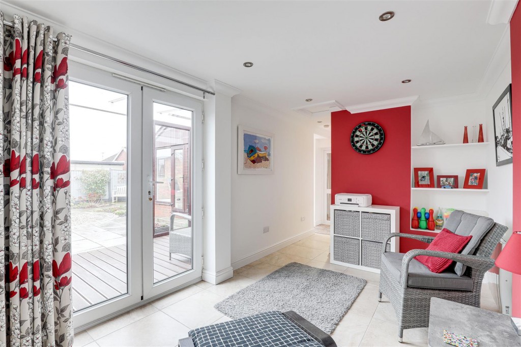Chedington Avenue, Mapperley, Nottinghamshire, NG3 5SG