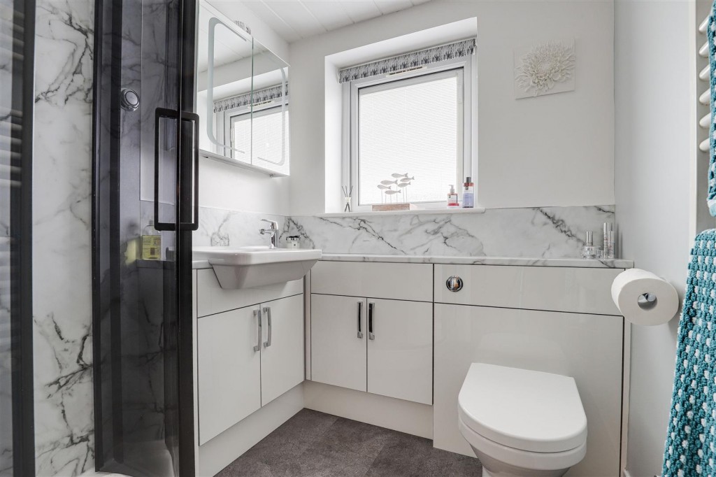 Chedington Avenue, Mapperley, Nottinghamshire, NG3 5SG