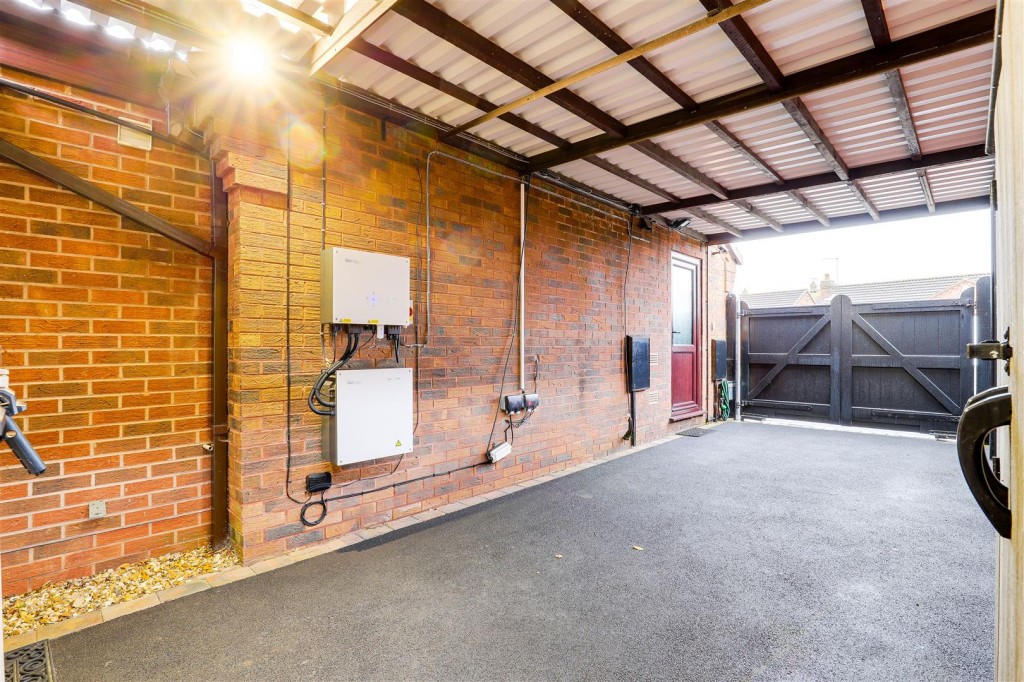 Chedington Avenue, Mapperley, Nottinghamshire, NG3 5SG