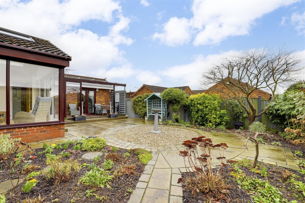Chedington Avenue, Mapperley, Nottinghamshire, NG3 5SG