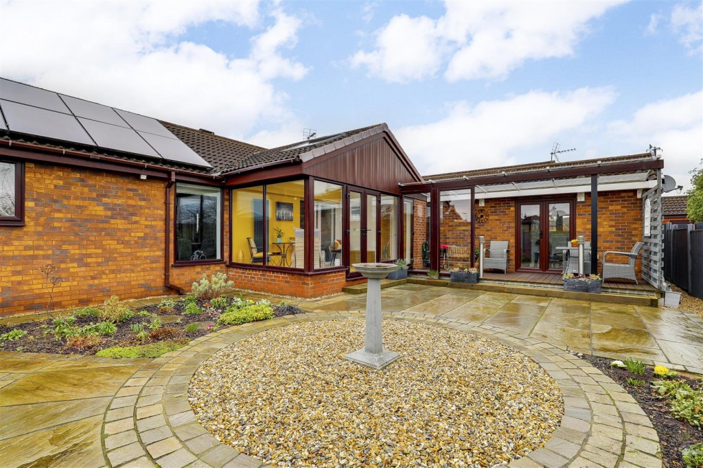 Chedington Avenue, Mapperley, Nottinghamshire, NG3 5SG