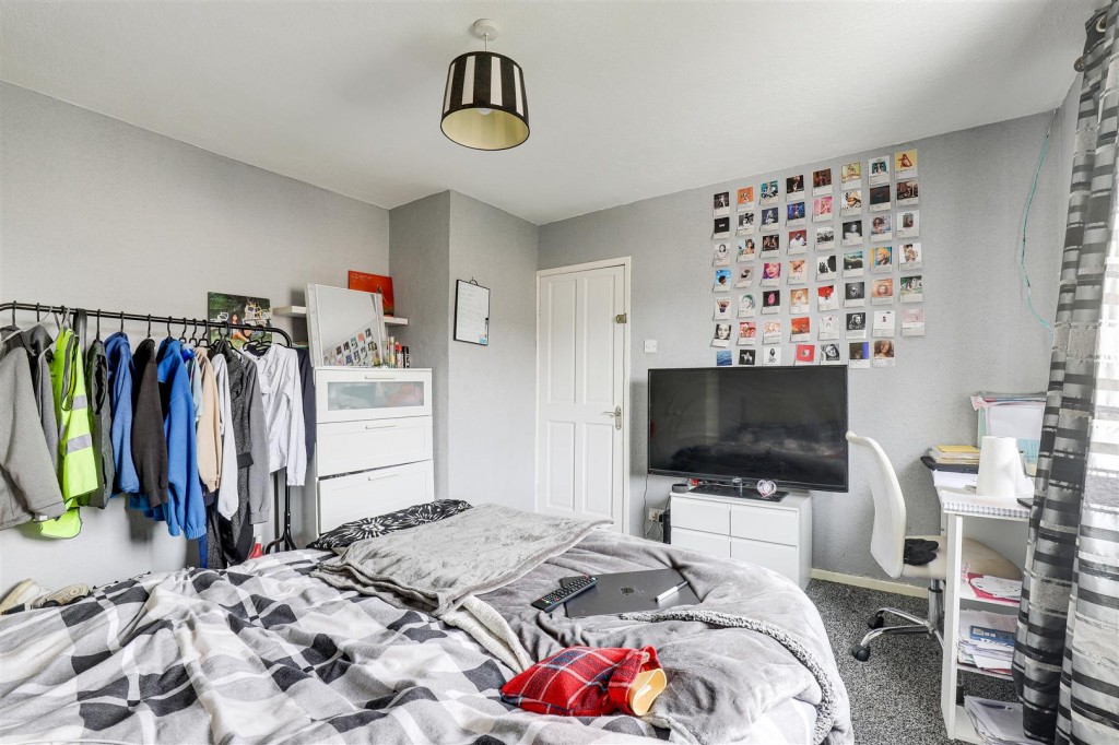 Westland Avenue, Hucknall, Nottinghamshire, NG15 6FW