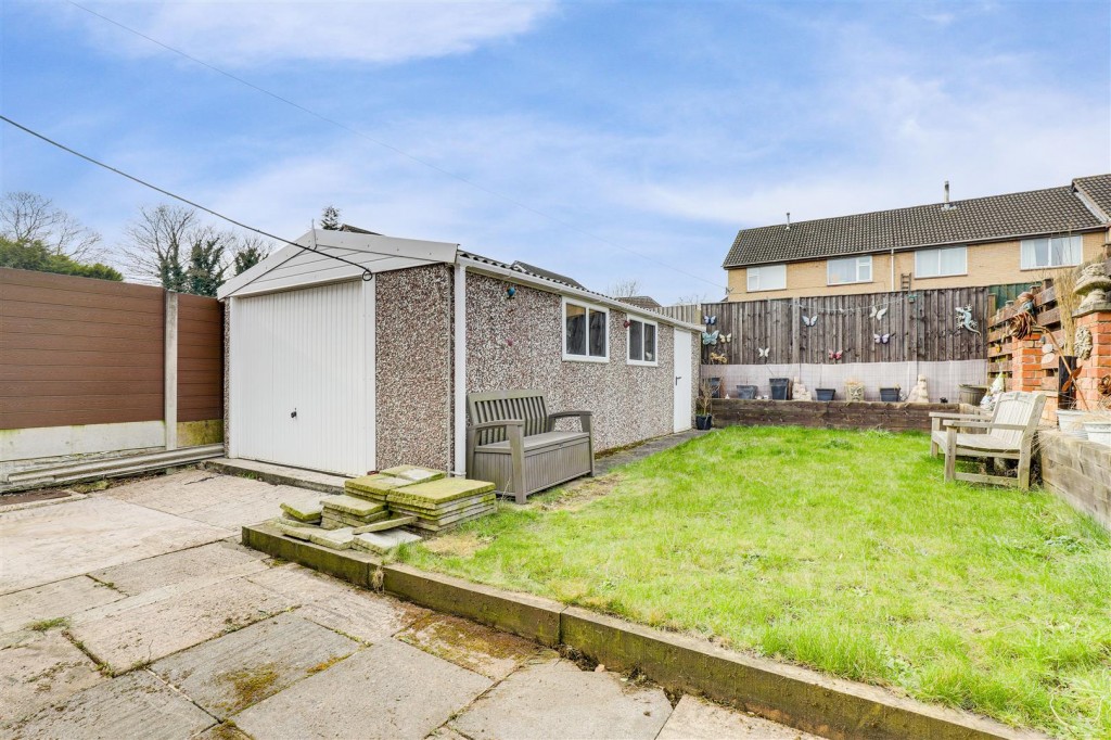 Westland Avenue, Hucknall, Nottinghamshire, NG15 6FW