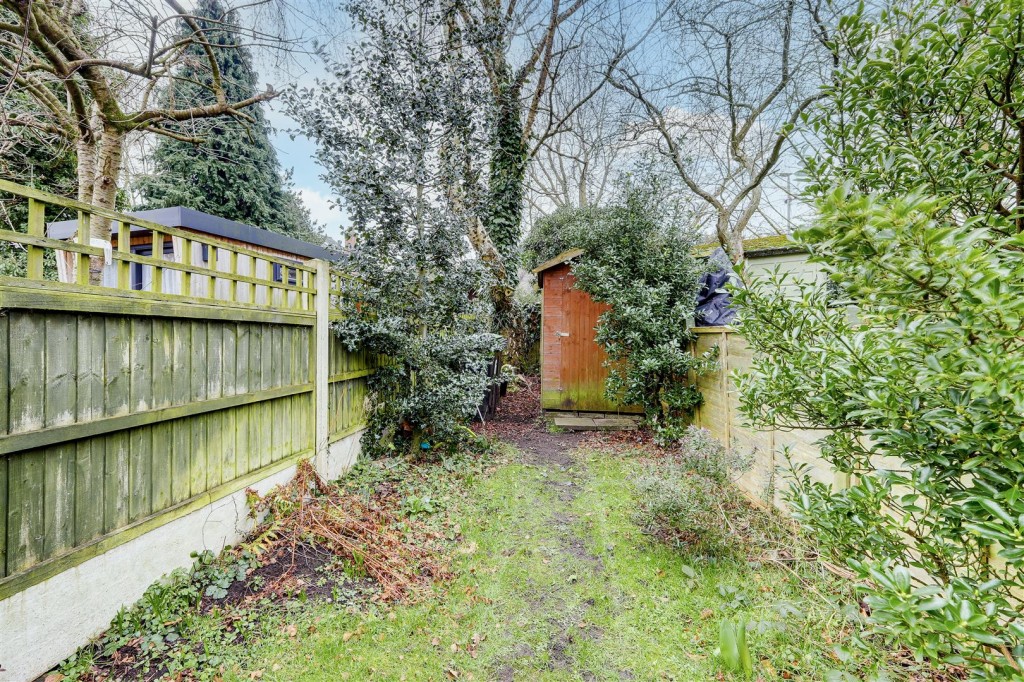 Chapel Street, Bramcote, Nottinghamshire, NG9 3HB