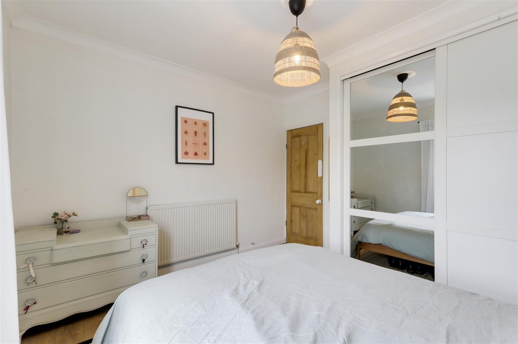 Chapel Street, Bramcote, Nottinghamshire, NG9 3HB