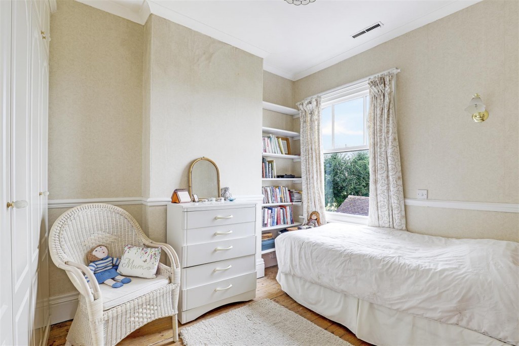 Park Road, Plumtree Park, Keyworth, Nottinghamshire, NG12 5LX