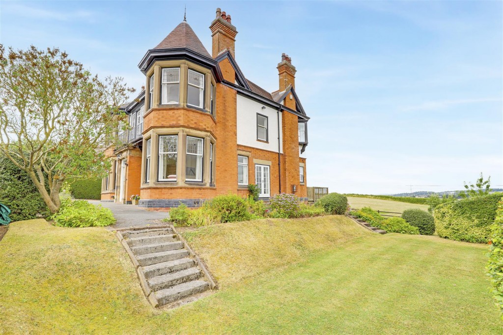 Park Road, Plumtree Park, Keyworth, Nottinghamshire, NG12 5LX