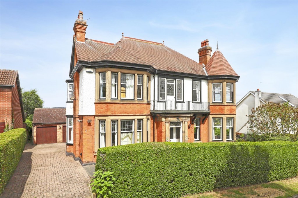 Park Road, Plumtree Park, Keyworth, Nottinghamshire, NG12 5LX