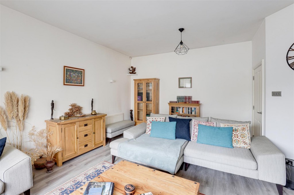 Cavendish Crescent North, The Park, Nottinghamshire, NG7 1AZ