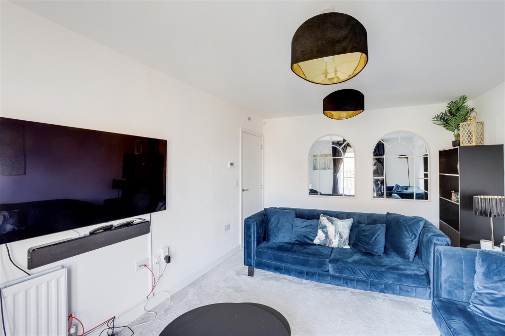 Bettina Gardens, Edwalton, Nottinghamshire, NG12 4LT