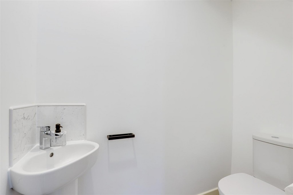 Bettina Gardens, Edwalton, Nottinghamshire, NG12 4LT