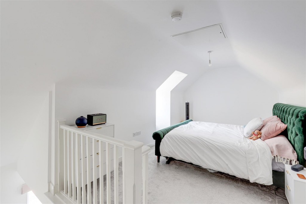 Bettina Gardens, Edwalton, Nottinghamshire, NG12 4LT