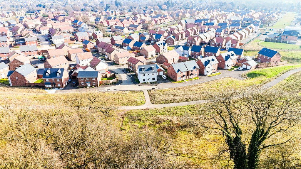Bettina Gardens, Edwalton, Nottinghamshire, NG12 4LT