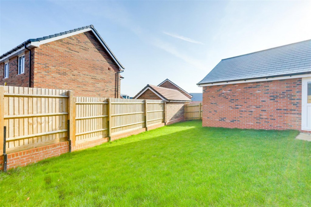 Bettina Gardens, Edwalton, Nottinghamshire, NG12 4LT