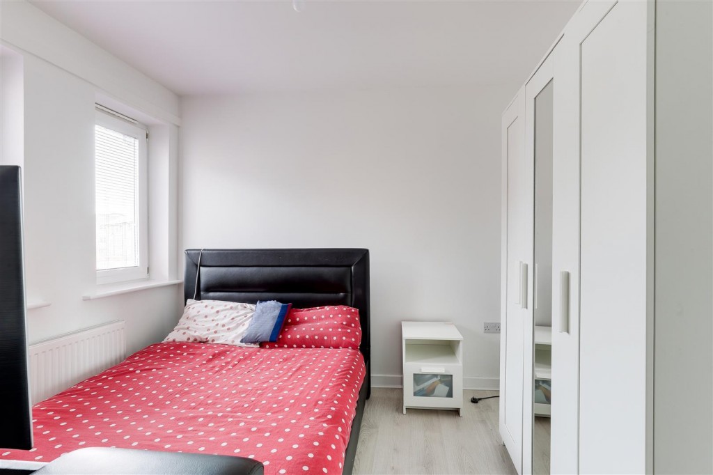 Caxton Road, Carrington, Nottinghamshire, NG5 1RH