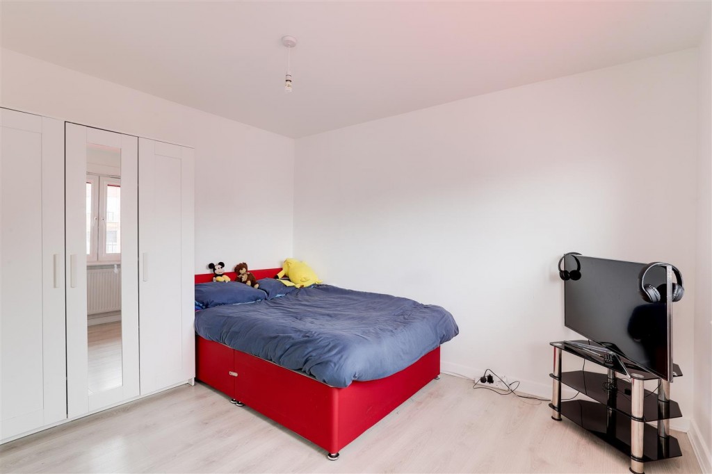 Caxton Road, Carrington, Nottinghamshire, NG5 1RH