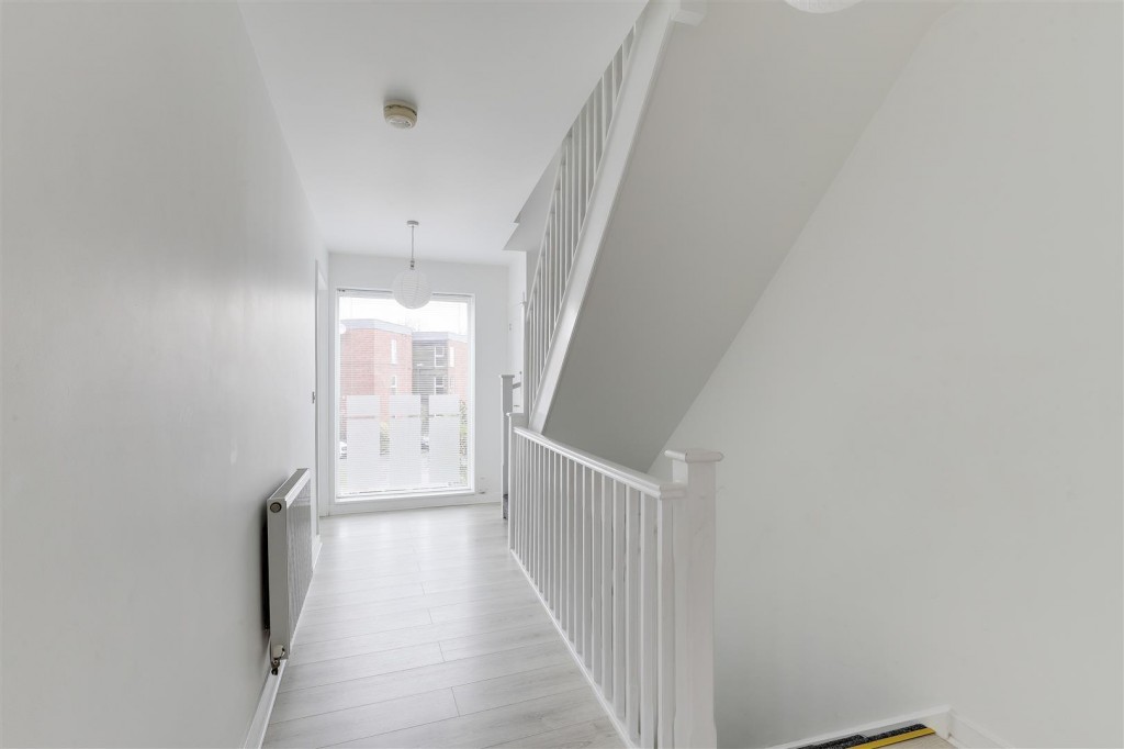 Caxton Road, Carrington, Nottinghamshire, NG5 1RH