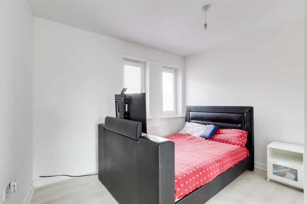 Caxton Road, Carrington, Nottinghamshire, NG5 1RH