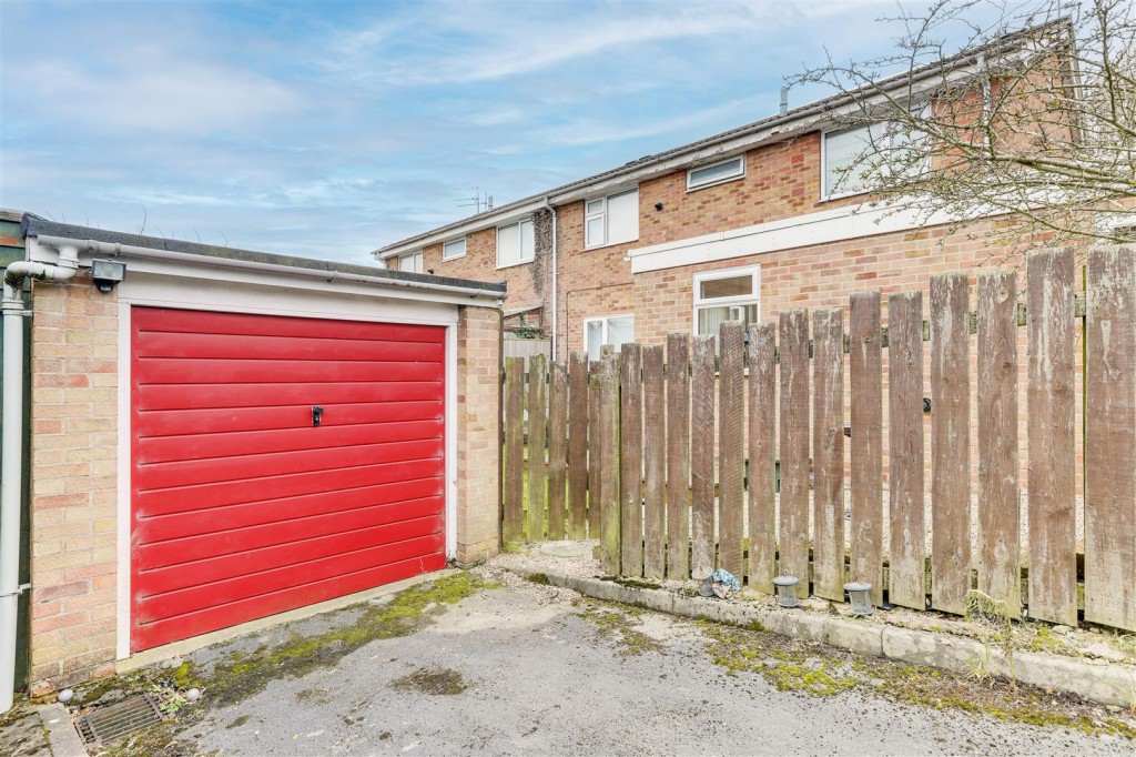 Staindale Drive, Aspley, Nottinghamshire, NG8 5FU