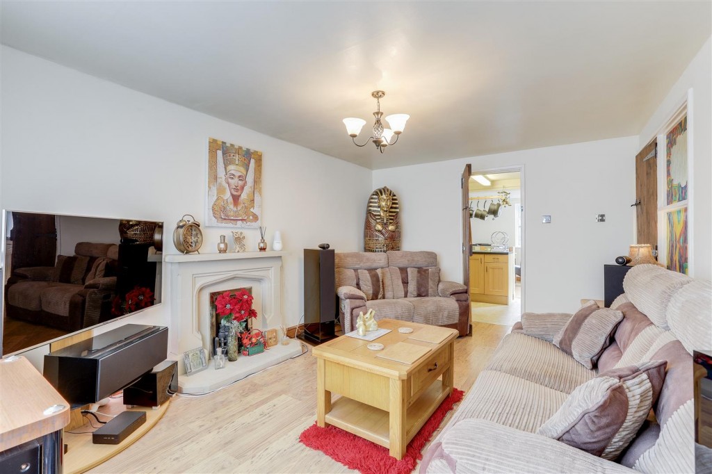 Staindale Drive, Aspley, Nottinghamshire, NG8 5FU