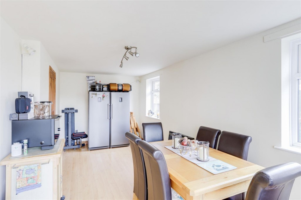 Staindale Drive, Aspley, Nottinghamshire, NG8 5FU