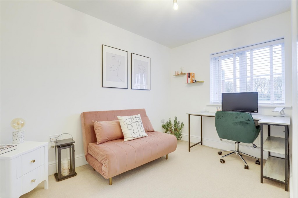 Bailey Drive, Mapperley, Nottinghamshire, NG3 5US