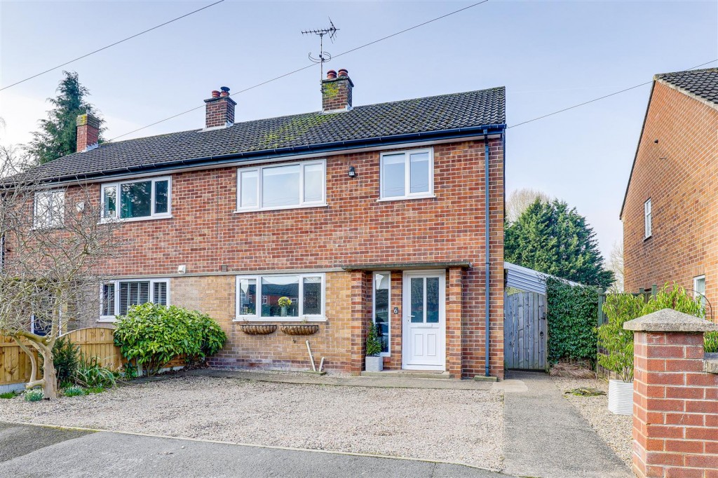 Brookland Close, Gunthorpe, Nottinghamshire, NG14 7EZ