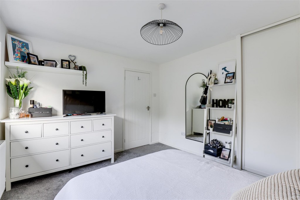 Brookland Close, Gunthorpe, Nottinghamshire, NG14 7EZ