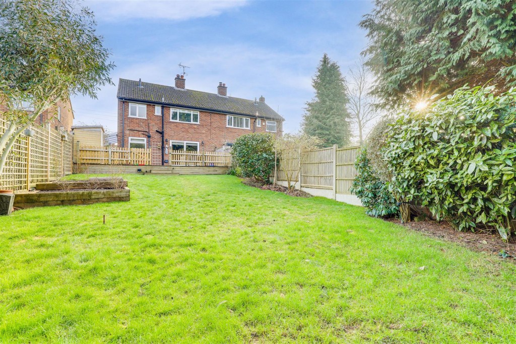 Brookland Close, Gunthorpe, Nottinghamshire, NG14 7EZ